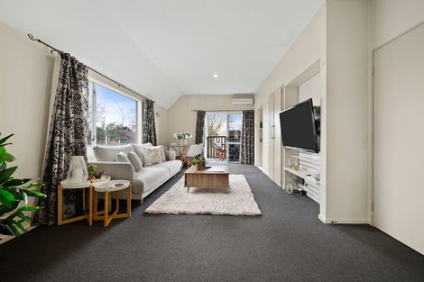 Photo of property in 2/132 Huxley Street, Sydenham, Christchurch, 8023