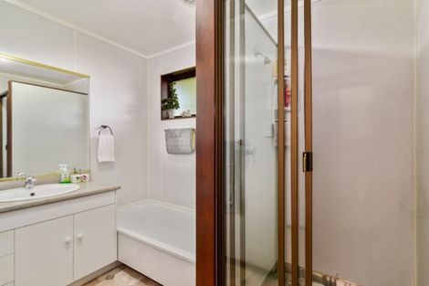 Photo of property in 38 Petrie Street, Pomare, Rotorua, 3015