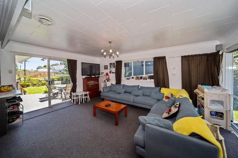 Photo of property in 89 Clawton Street, Westown, New Plymouth, 4310