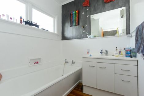 Photo of property in 9 Wycliffe Street, Onekawa, Napier, 4110