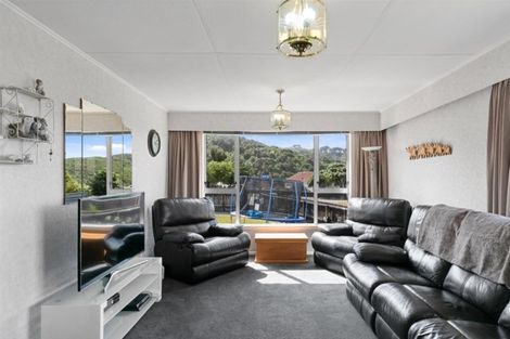 Photo of property in 42 Rangituhi Crescent, Takapuwahia, Porirua, 5022