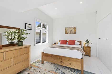 Photo of property in 20 Mantell Street, Seatoun, Wellington, 6022