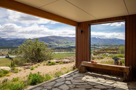 Photo of property in 120 Pigeon Rock Road, Cornish Point, Cromwell, 9384