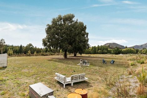 Photo of property in 289 Riverbank Road, Wanaka, 9382