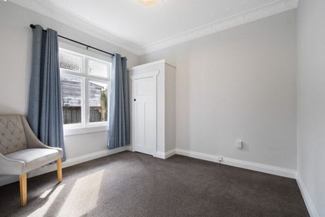 Photo of property in 11 Lyndhurst Street, Takaro, Palmerston North, 4412
