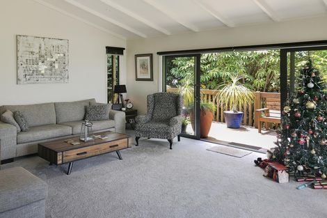 Photo of property in 35 Skudders Beach Road, Kerikeri, 0294