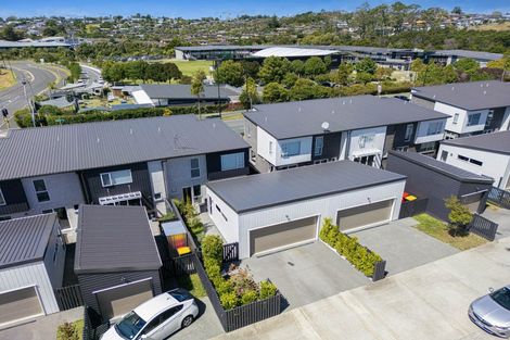 Photo of property in 169 Millwater Parkway, Silverdale, 0932