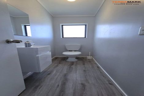 Photo of property in 40 Simcox Street, Otaki Beach, Otaki, 5512