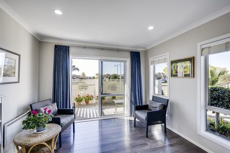Photo of property in 31 Pacific Avenue, Poraiti, Napier, 4112
