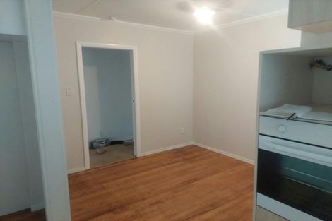 Photo of property in 18 Puriri Street, Hawera, 4610