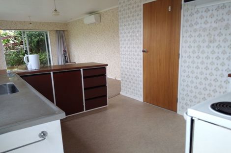 Photo of property in 85 Baylands Drive, Newlands, Wellington, 6037