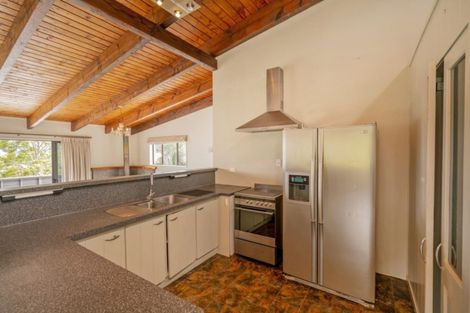 Photo of property in 4 Pohutukawa Grove, Whitianga, 3510