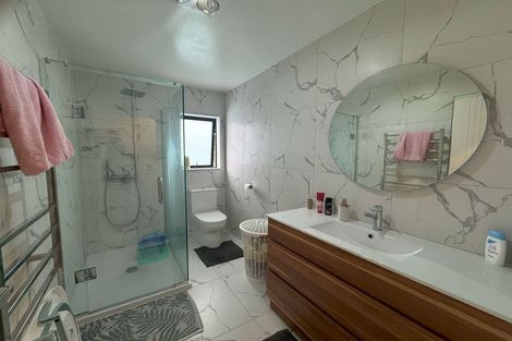 Photo of property in 7b Poruru Close, Papakura, 2110