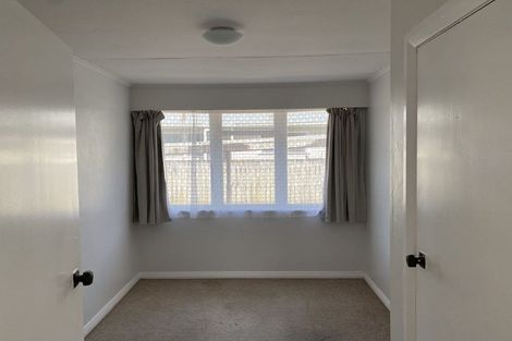 Photo of property in 5a Anderson Avenue, Point England, Auckland, 1072