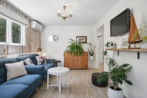 Photo of property in 61 Oceanview Road, Mount Maunganui, 3116