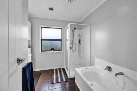 Photo of property in 34 Mercade Close, Stratford, 4332