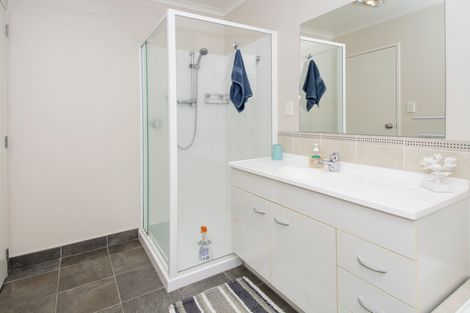 Photo of property in 39 Danny Place, Pyes Pa, Tauranga, 3112