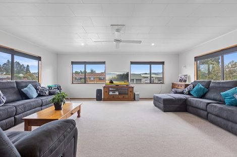 Photo of property in 3 Randell Place, Te Puke, 3119