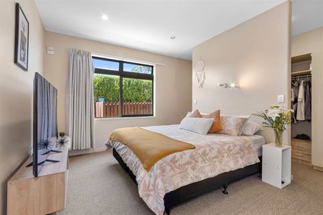 Photo of property in 21 Amoka Crescent, Parklands, Christchurch, 8083