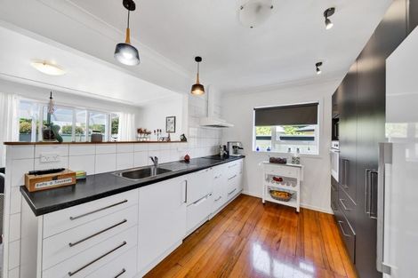 Photo of property in 3b Wheeler Place, Upper Vogeltown, New Plymouth, 4310