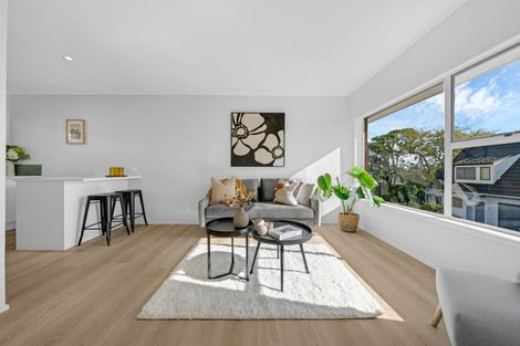 Photo of property in 3/3 Koromiko Street, New Lynn, Auckland, 0600
