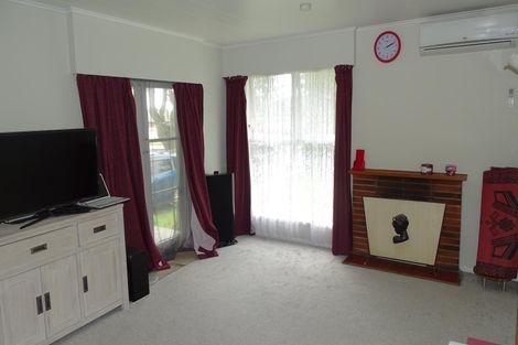 Photo of property in 245 Robertson Road, Mangere East, Auckland, 2024