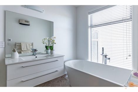 Photo of property in 28 Meadowstone Street, Gleniti, Timaru, 7910