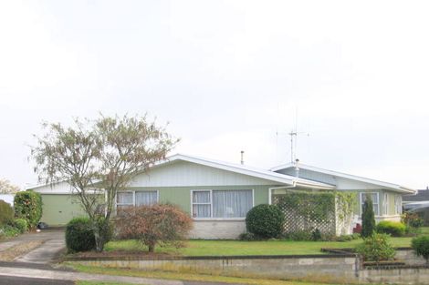 Photo of property in 6 Pohutukawa Drive, Pukete, Hamilton, 3200
