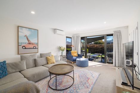 Photo of property in 4 Palmgrove Lane, North New Brighton, Christchurch, 8083