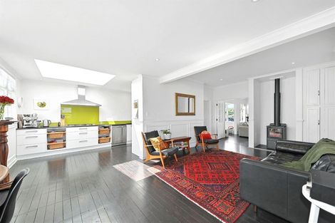 Photo of property in 139 Wilsons Road, Saint Martins, Christchurch, 8022