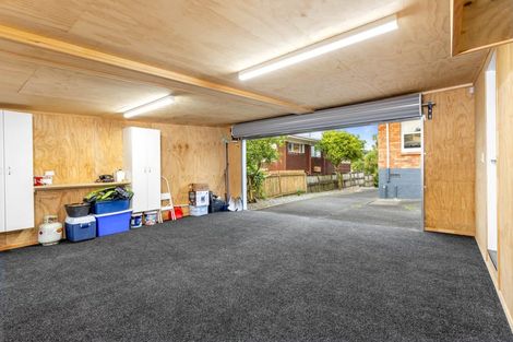 Photo of property in 19 Lawrence Crescent, Hillpark, Auckland, 2102