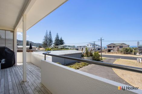 Photo of property in 10 Shaw Road, Waihi Beach, 3611