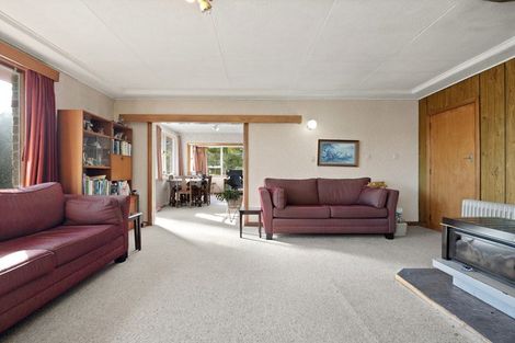 Photo of property in 87 Kaikorai Valley Road, Glenross, Dunedin, 9011