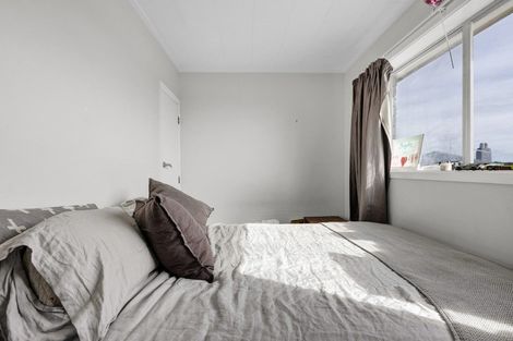 Photo of property in 4/194 Powderham Street, New Plymouth, 4310