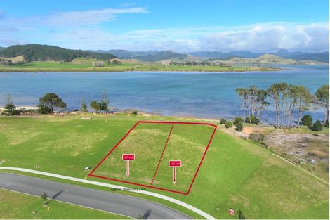 Photo of property in 10 Taniwha Place, Matarangi, 3592