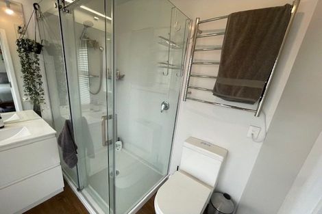 Photo of property in 6 Sevenoaks Drive, Bryndwr, Christchurch, 8053