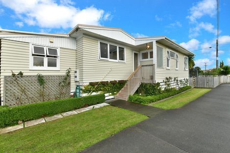 Photo of property in 1/108 Parkhurst Road, Parakai, 0830