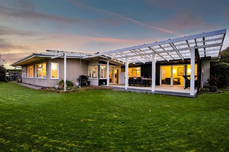 Photo of property in 3 Mccarthy Street, Hawera, 4610