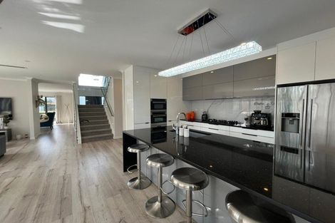 Photo of property in 64 Mettam Drive, Swanson, Auckland, 0614