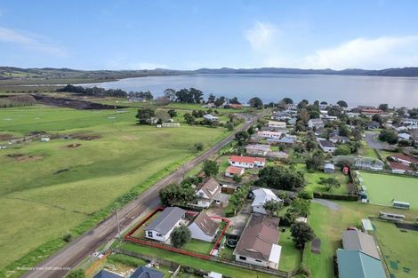 Photo of property in 37c Pyle Road West, One Tree Point, 0118