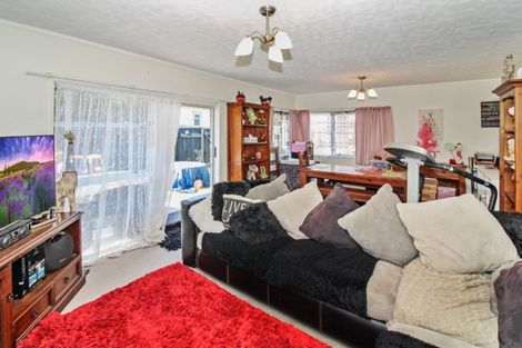 Photo of property in 42a Fitzroy Road, Fitzroy, New Plymouth, 4312