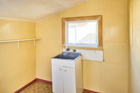 Photo of property in 36 Queen Street, Petone, Lower Hutt, 5012