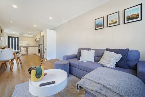Photo of property in 8 Honowai Street, Kumeu, 0810