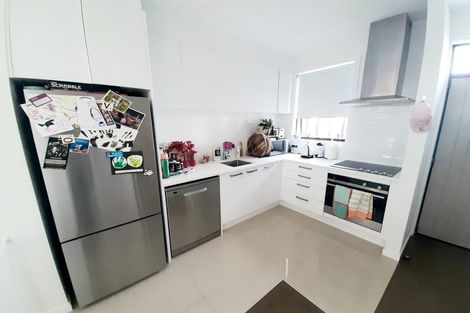 Photo of property in 11/50 Ocean View Road, Northcote, Auckland, 0627