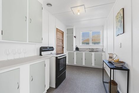 Photo of property in 38-40 Parris Street, Waitara, 4320