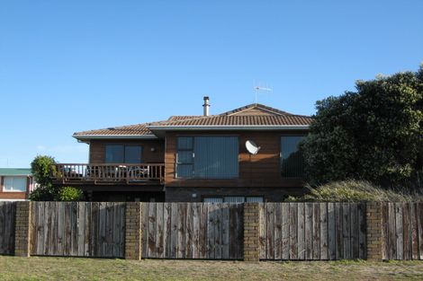 Photo of property in 350 Ocean Road, Ohope, 3121