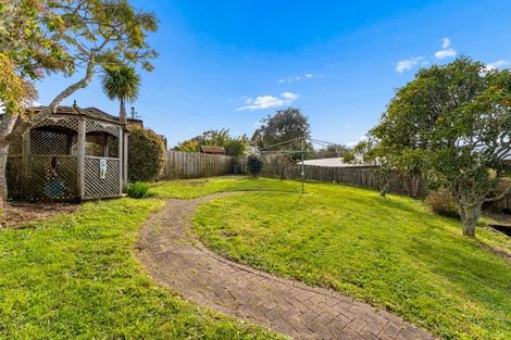 Photo of property in 141 Glamorgan Drive, Torbay, Auckland, 0630