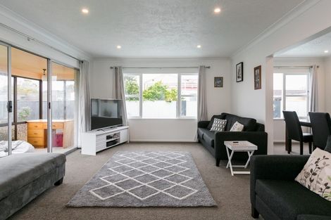 Photo of property in 86a Gloucester Street, Greenmeadows, Napier, 4112