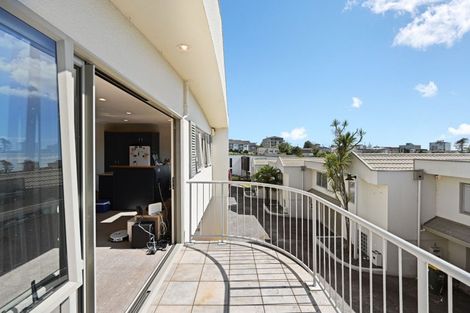 Photo of property in 11a Ruakiwi Road, Hamilton Lake, Hamilton, 3204