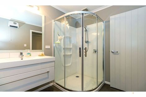 Photo of property in 16 Tancred Street, Geraldine, 7930